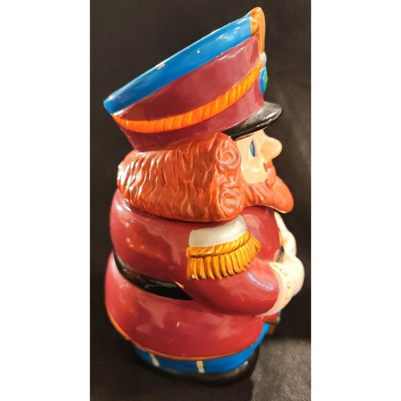 Vintage Kitschy Nutcracker Soldier Ceramic Cookie Jar - Picture 4 of 10